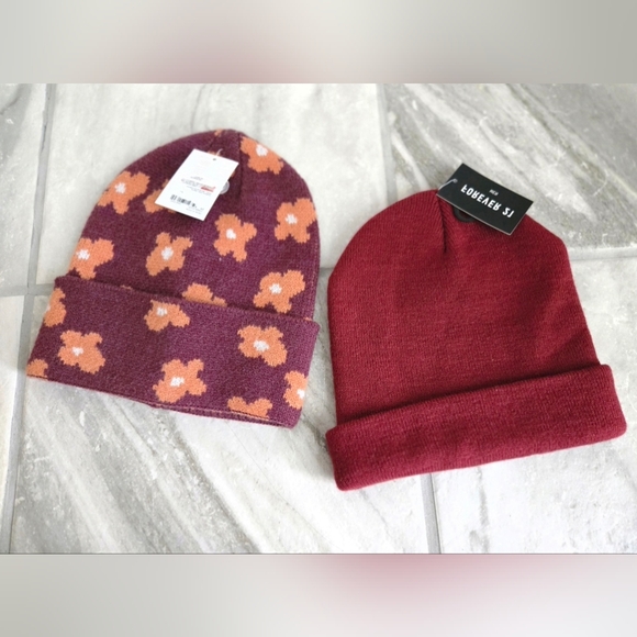 Y2K Coquette Floral Beanie Set OS (2-Pack) - Picture 2 of 6